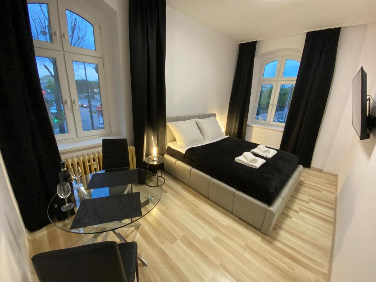 Vip Rooms Apartment Торунь Экстерьер фото