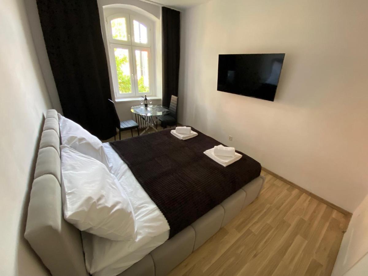 Vip Rooms Apartment Торунь Экстерьер фото
